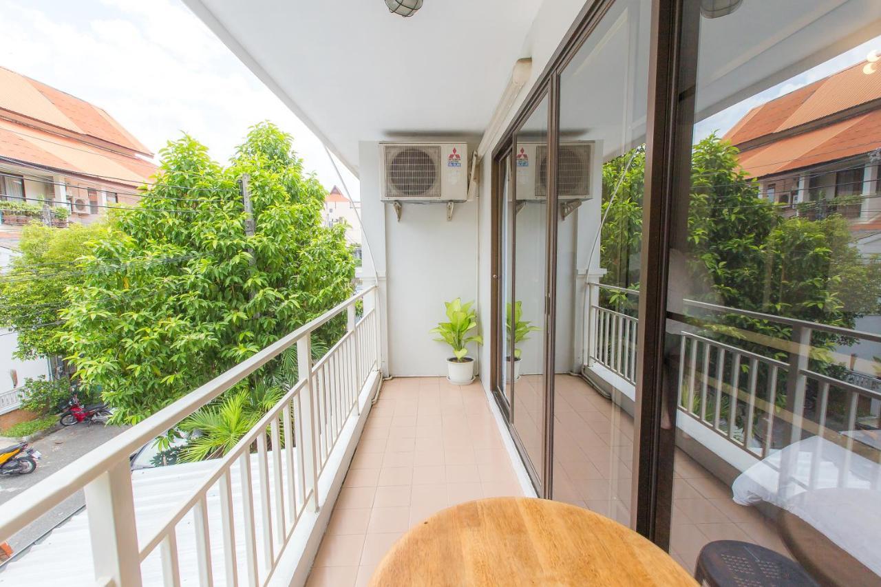 The Little Siri Hotel Chiang Mai Bagian luar foto