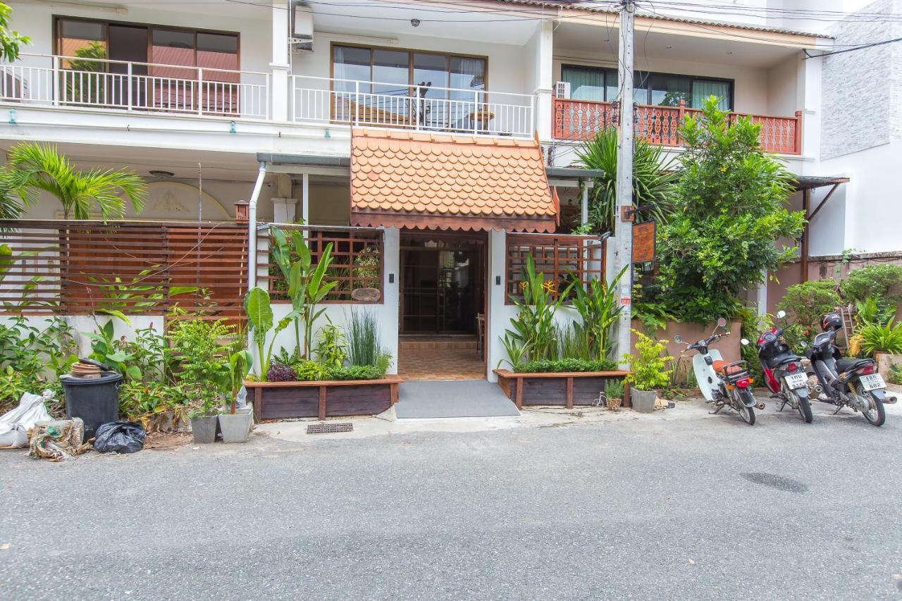 The Little Siri Hotel Chiang Mai Bagian luar foto