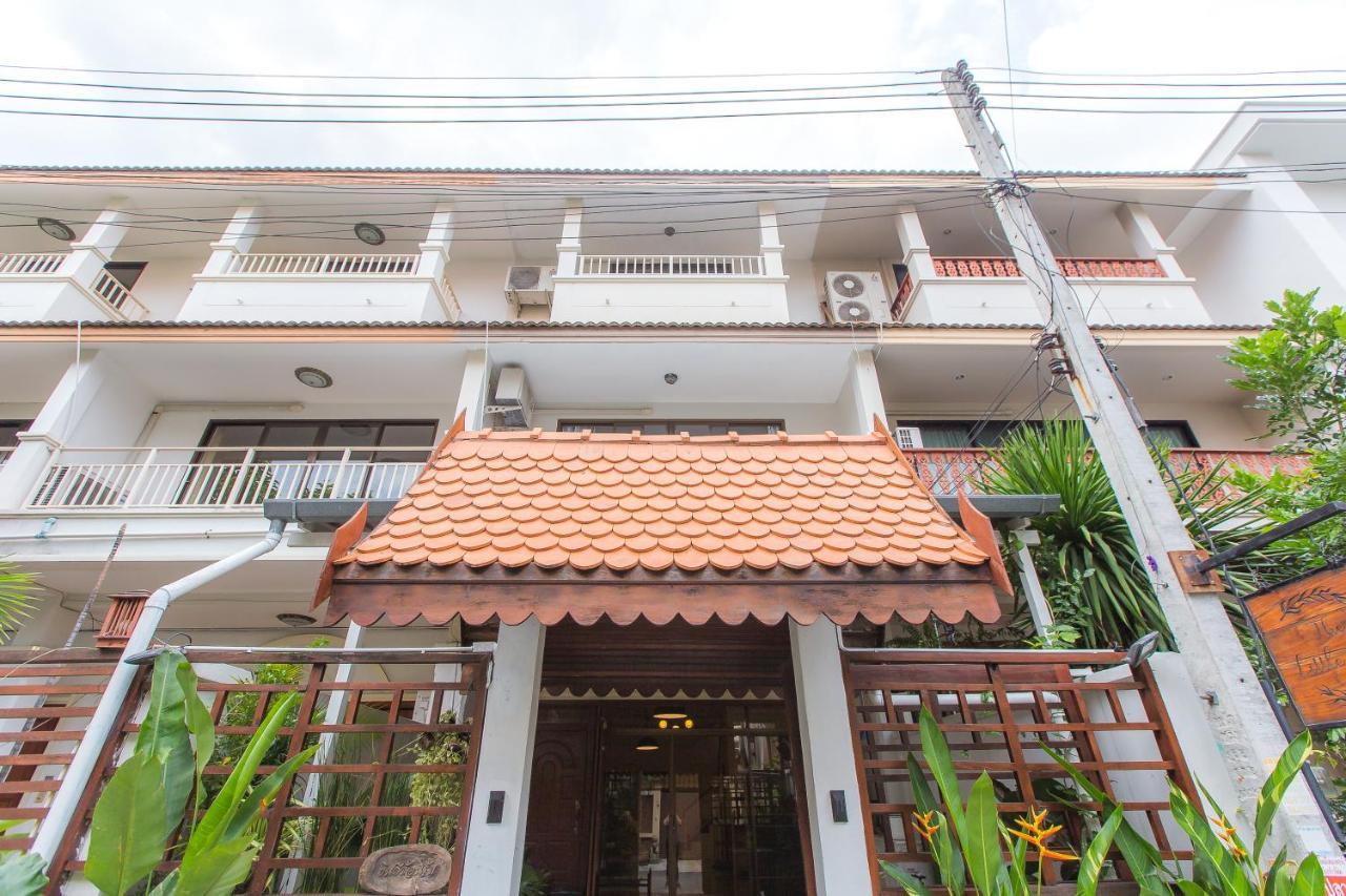 The Little Siri Hotel Chiang Mai Bagian luar foto
