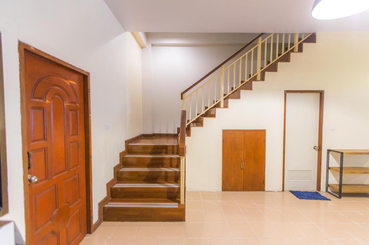 The Little Siri Hotel Chiang Mai Bagian luar foto