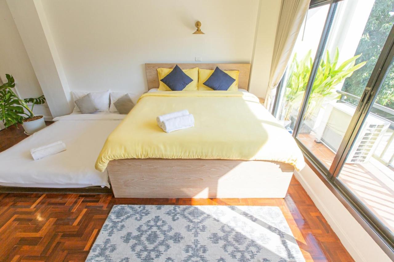 The Little Siri Hotel Chiang Mai Bagian luar foto